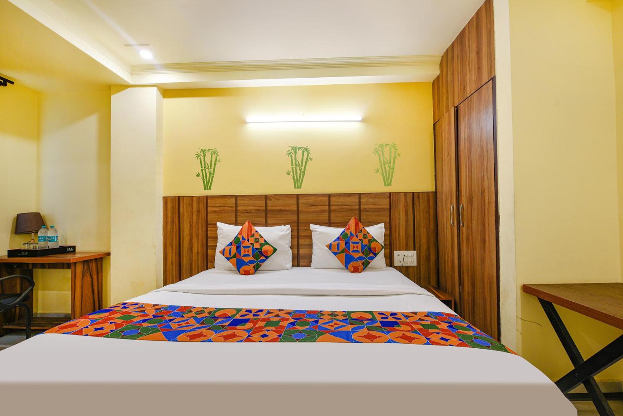 Ishtara Auberge Yeni Delhi Dış mekan fotoğraf