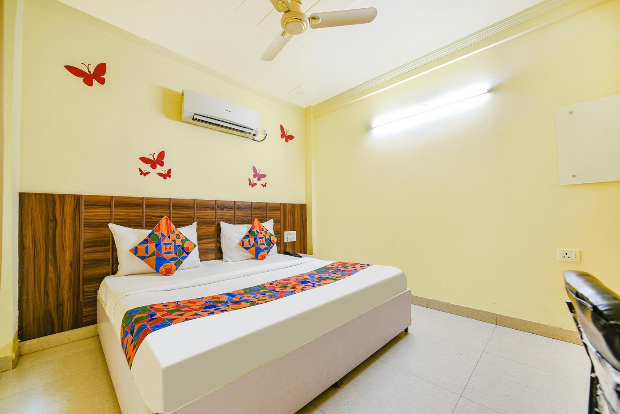 Ishtara Auberge Yeni Delhi Dış mekan fotoğraf